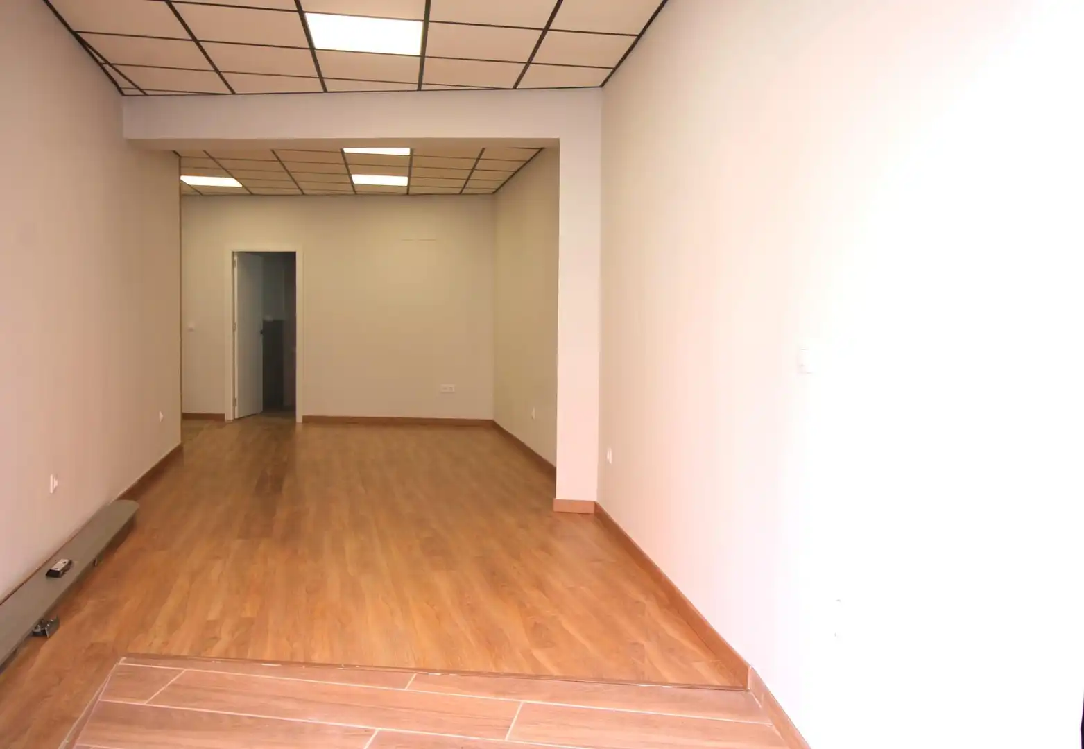 Local comercial en venda a Calle del Plátano 23, imagen 19