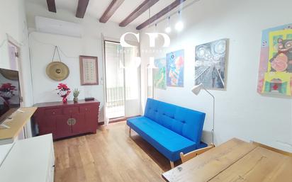 Living room of Flat to rent in  Barcelona Capital  with Air Conditioner, Parquet flooring and Furnished