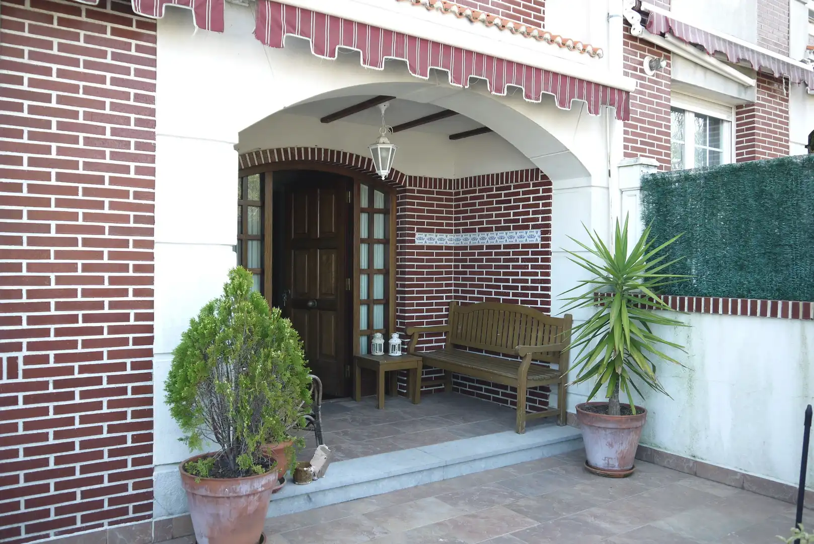 Einfamilien-Reihenhaus zum Verkauf in Castro-Urdiales mit Heizung, Terrasse und Abstellraum