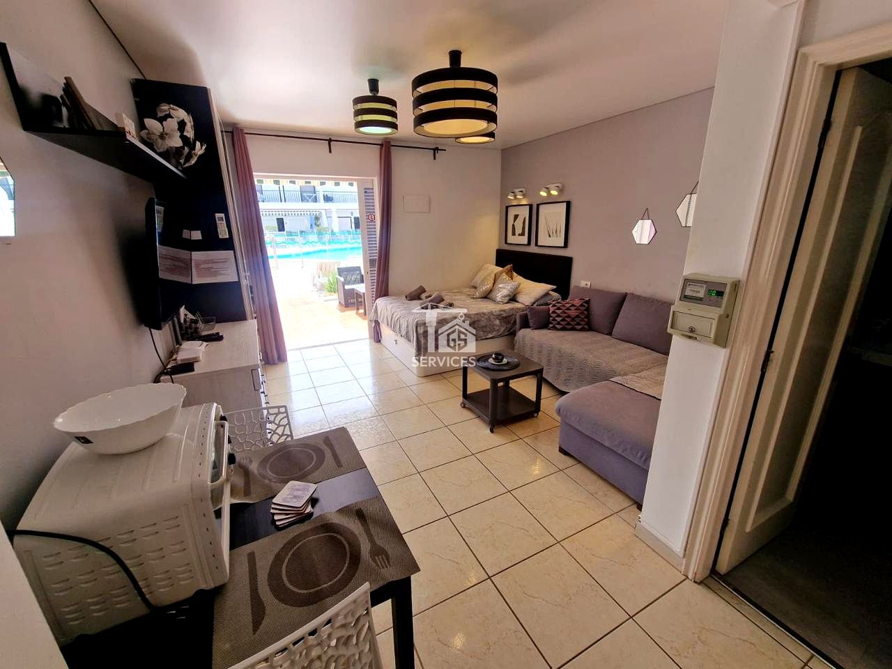 Sala d'estar de Estudi en venda en Arona amb Aire condicionat, Terrassa i Moblat