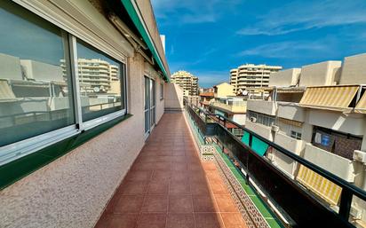 Vista exterior de Pis en venda en Fuengirola amb Terrassa i Moblat