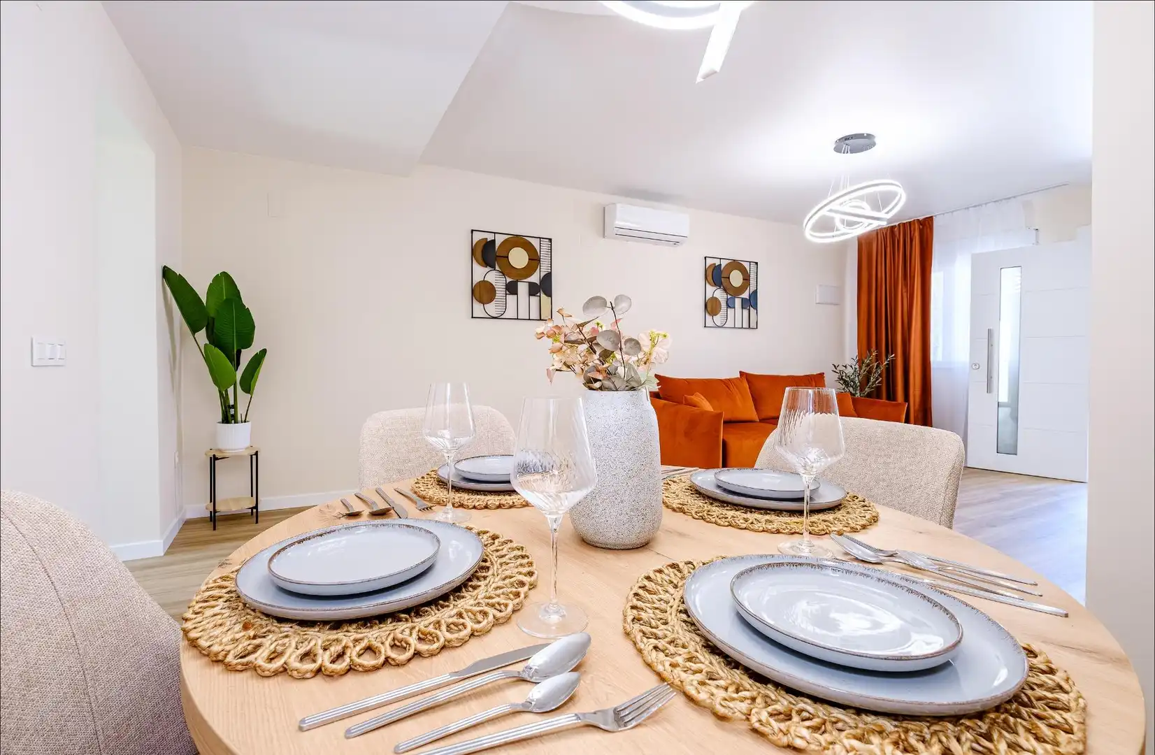 Comedor de Casa adosada en venta en Orihuela con Aire acondicionado, Calefacción y Jardín privado