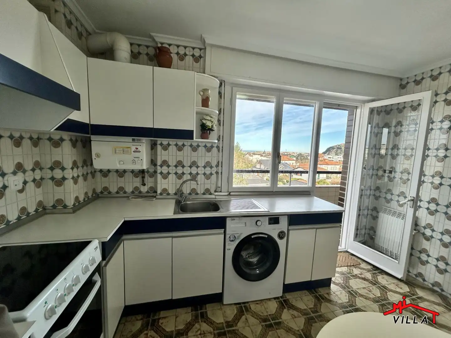 Kitchen of Flat for sale in Laredo  with Terrace