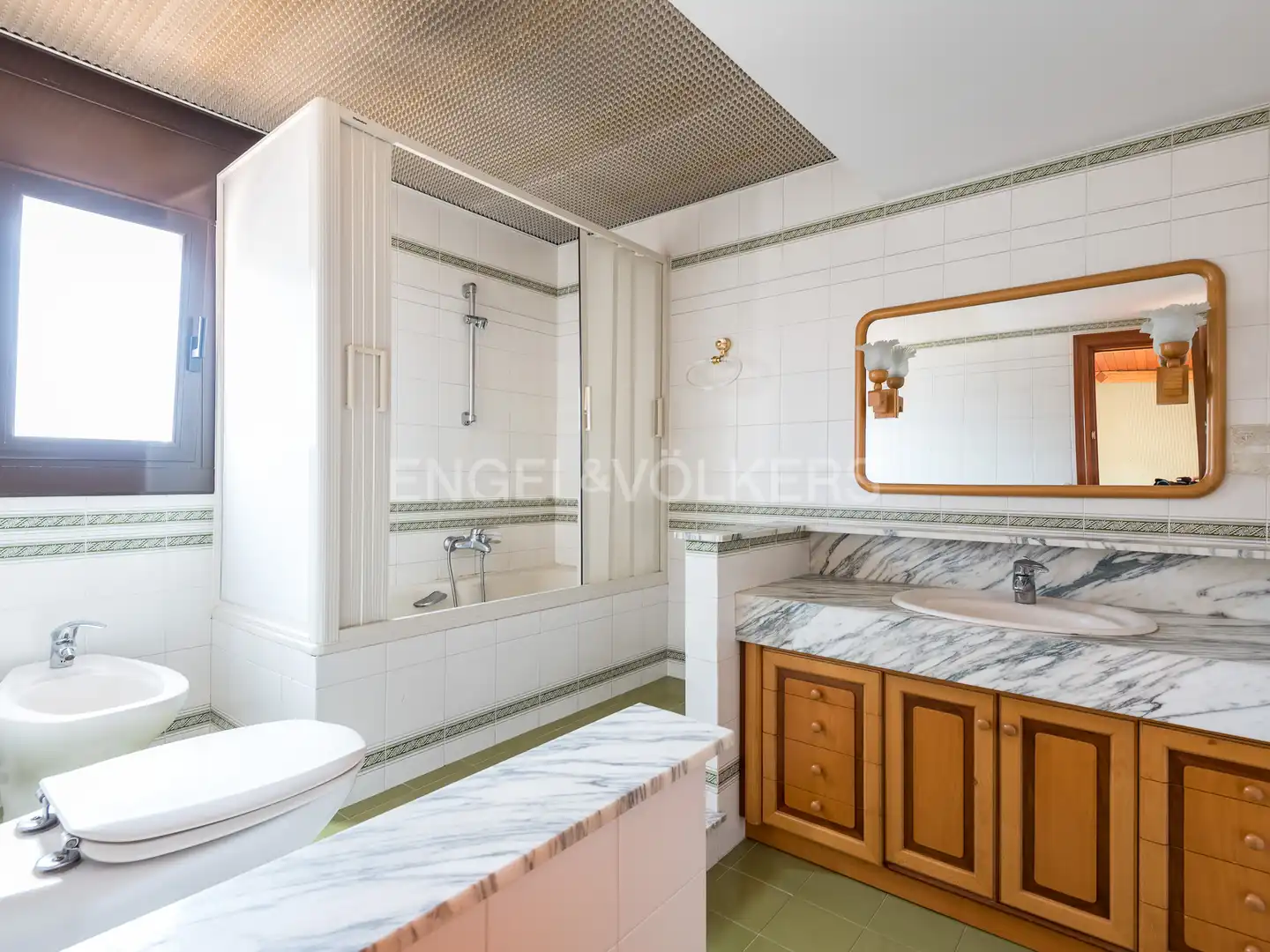 Badezimmer von Haus oder Chalet zum Verkauf in Caldes de Montbui mit Heizung und Parkett