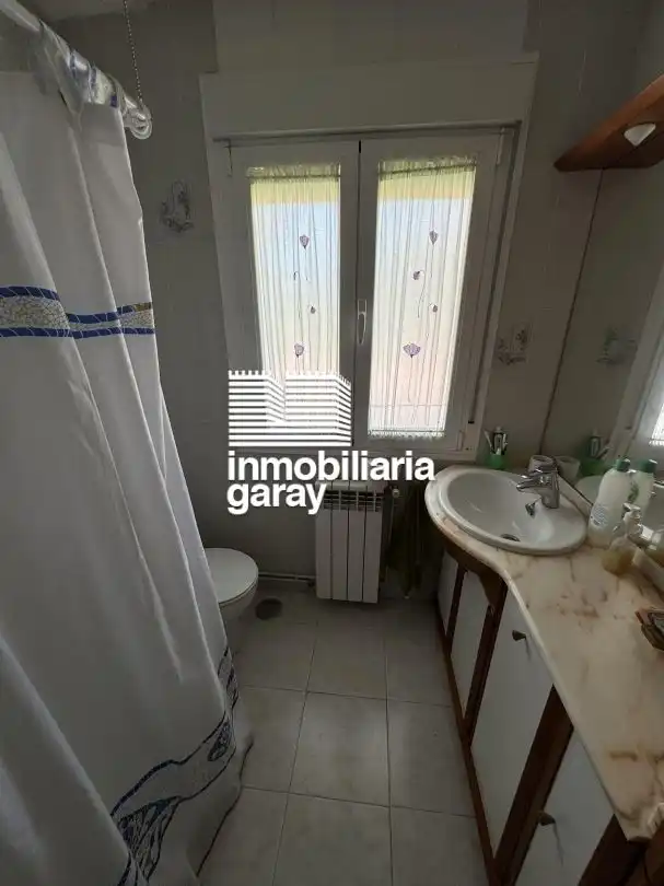 Jardí de Pis en venda en Merindad de Valdeporres amb Calefacció, Moblat i Balcó