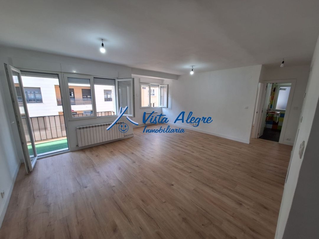 Sala d'estar de Apartament en venda en Haro amb Calefacció i Terrassa