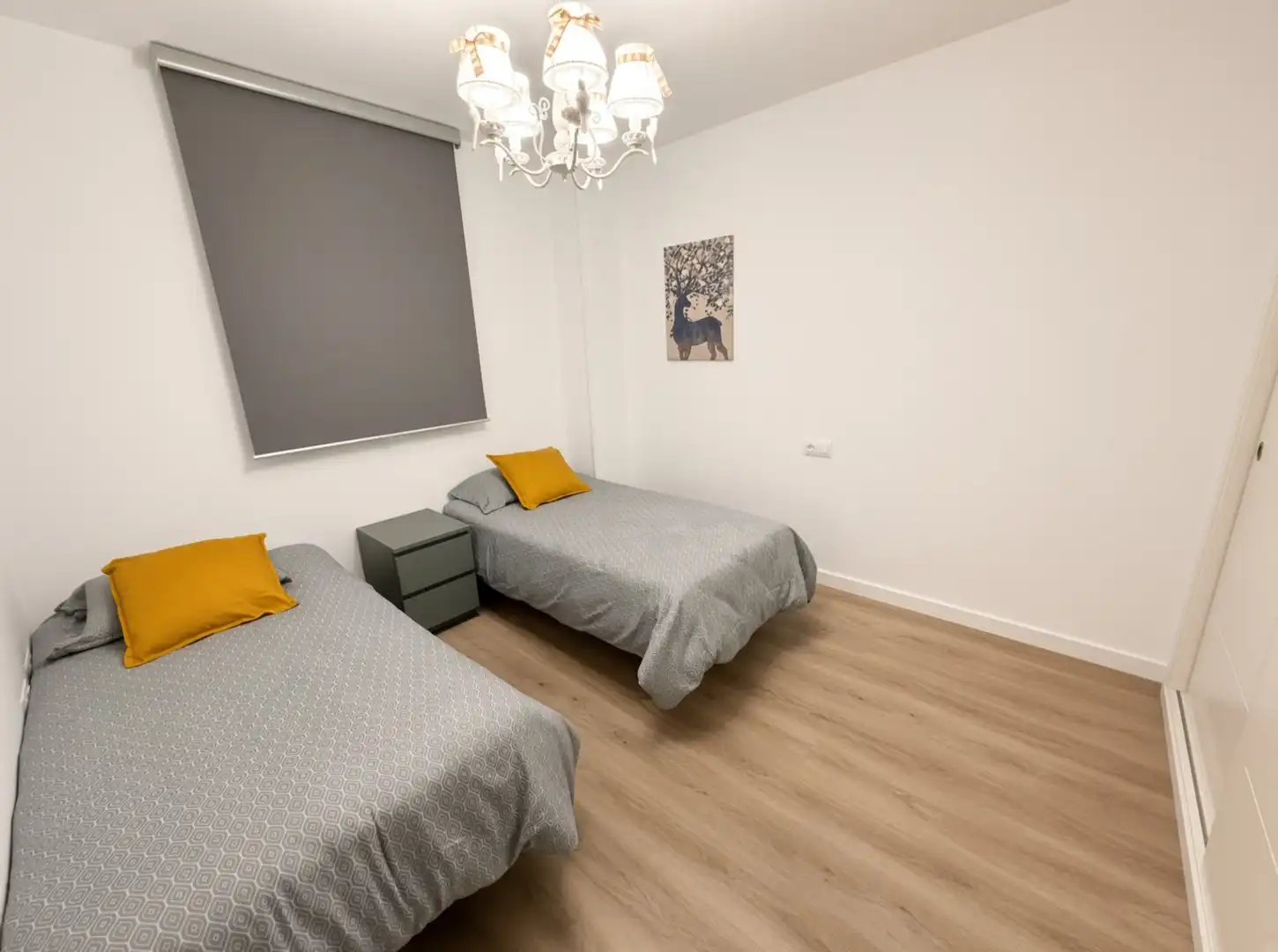 Dormitori de Apartament en venda en Marbella amb Aire condicionat, Terrassa i Piscina