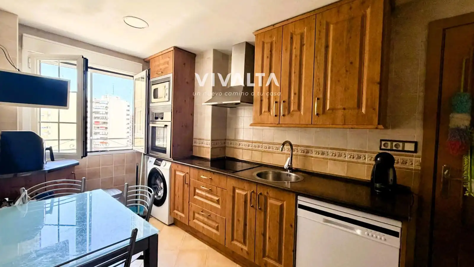 Kitchen of Flat for sale in Madrid  with Air Conditioner, Heating and Swimming Pool