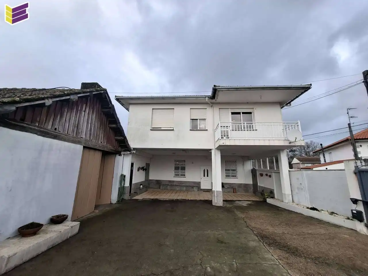 Vista exterior de Casa o chalet en venta en Chantada con Calefacción y Balcón