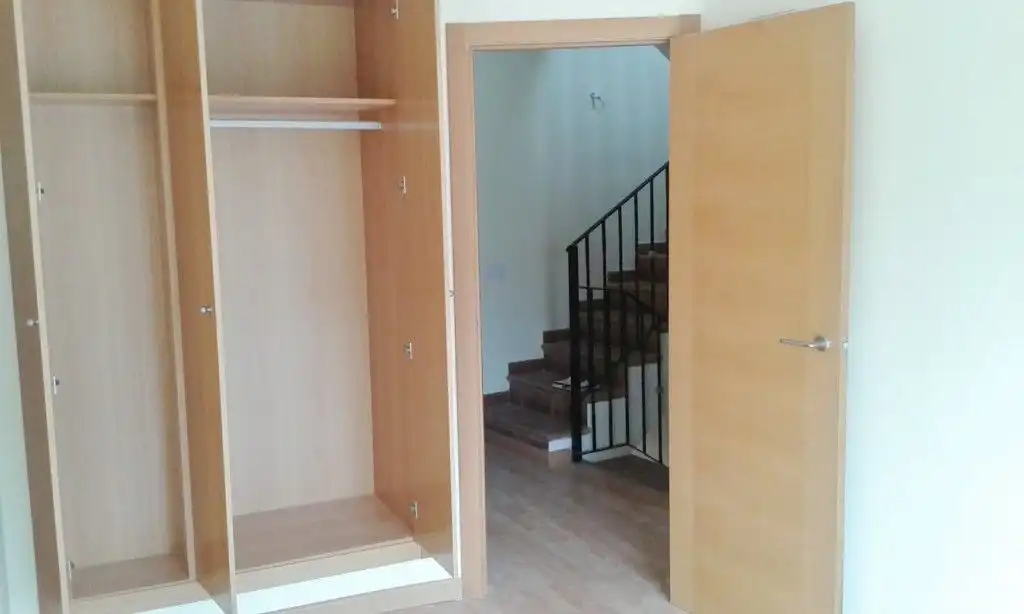 Casa adosada en venta en Toràs con Terraza, Trastero y Horno