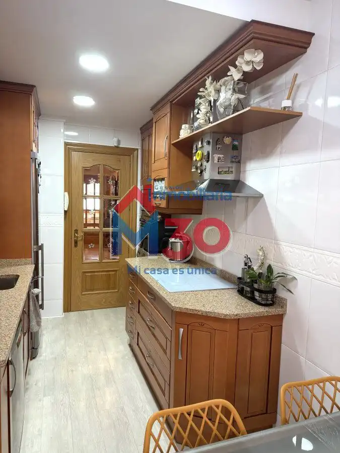 Kitchen of Houses for sale in Miranda de Ebro  with Heating, Terrace and Storage room