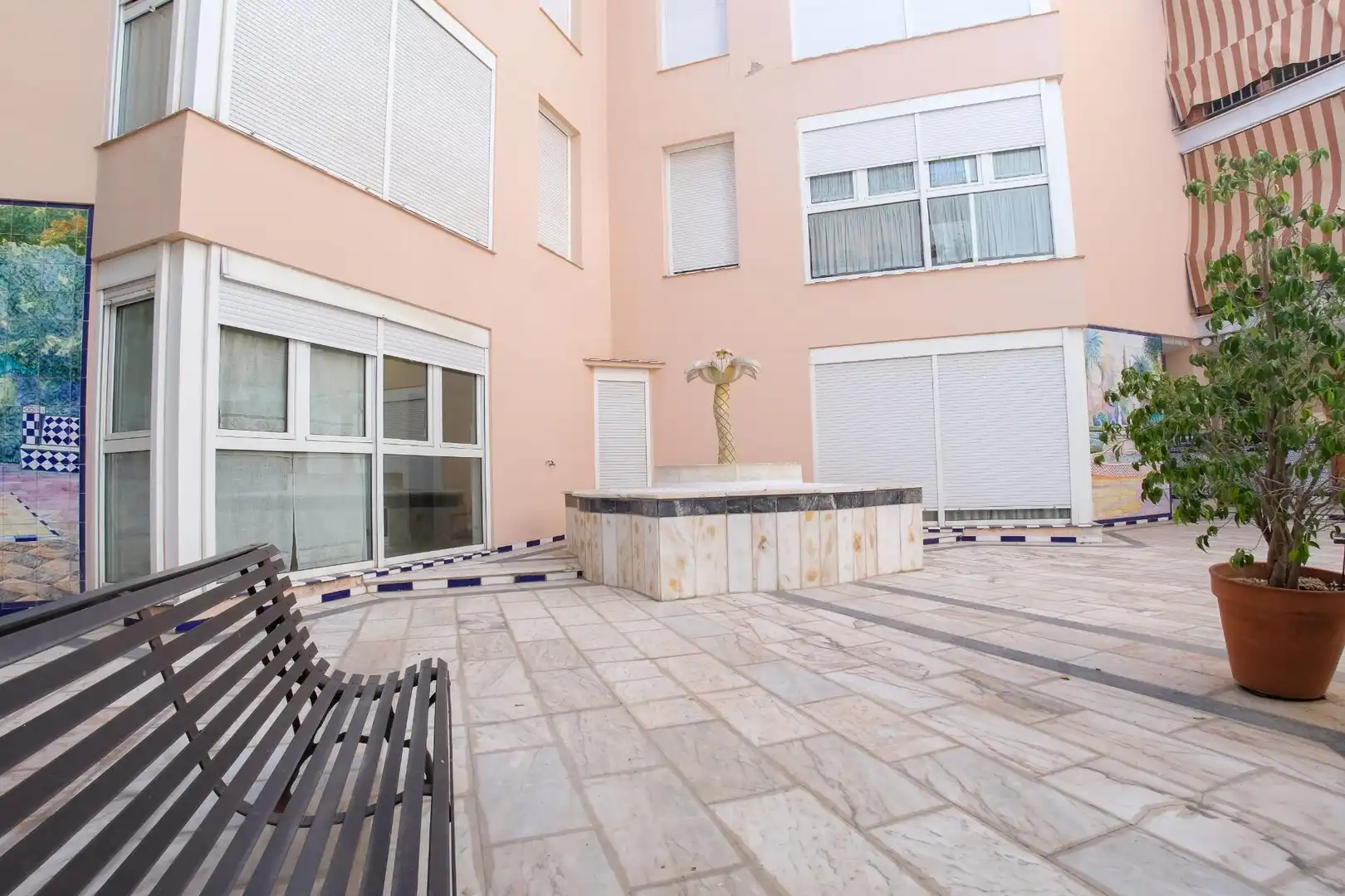 Apartamento en venta en Calle JOSE CRUZ AUÑON, Triana Oeste