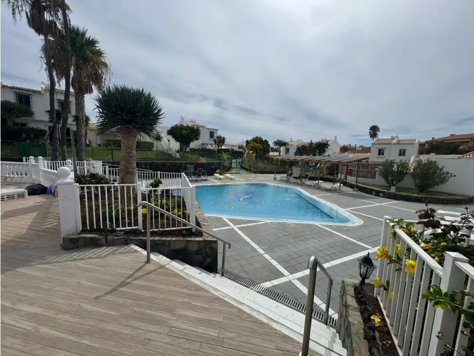 Schwimmbecken von Haus oder Chalet zum Verkauf in San Miguel de Abona mit Heizung, Terrasse und Schwimmbad