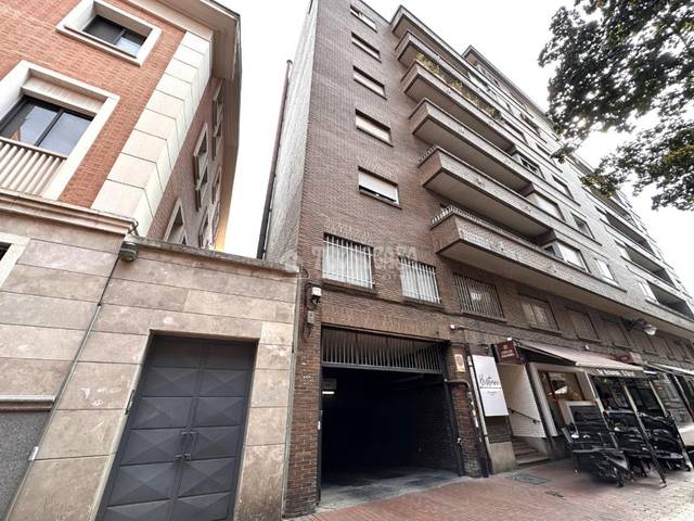 Garaje en Venta en Centro