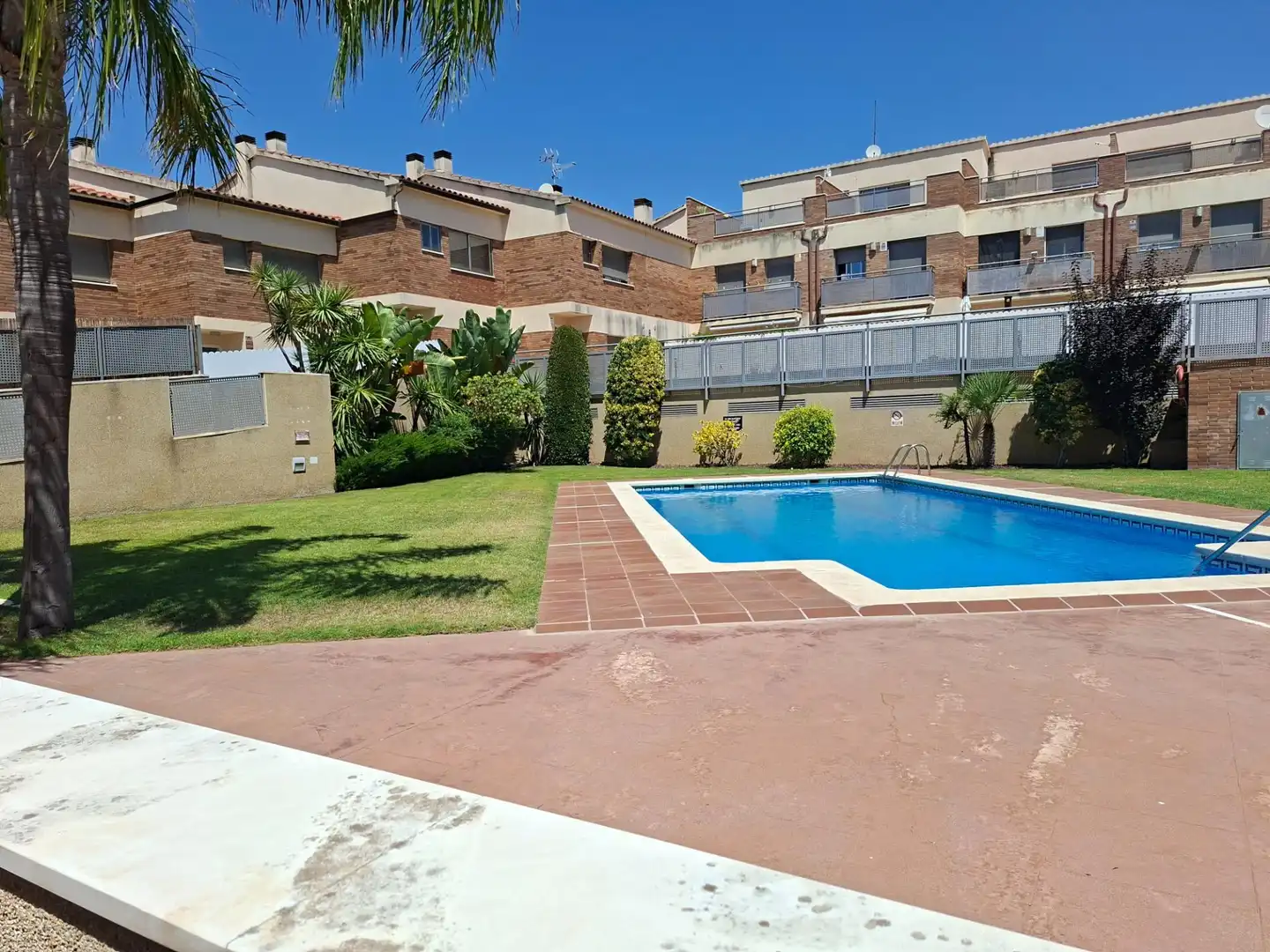 Jardín de Casa adosada en venta en El Vendrell con Calefacción, Jardín privado y Terraza