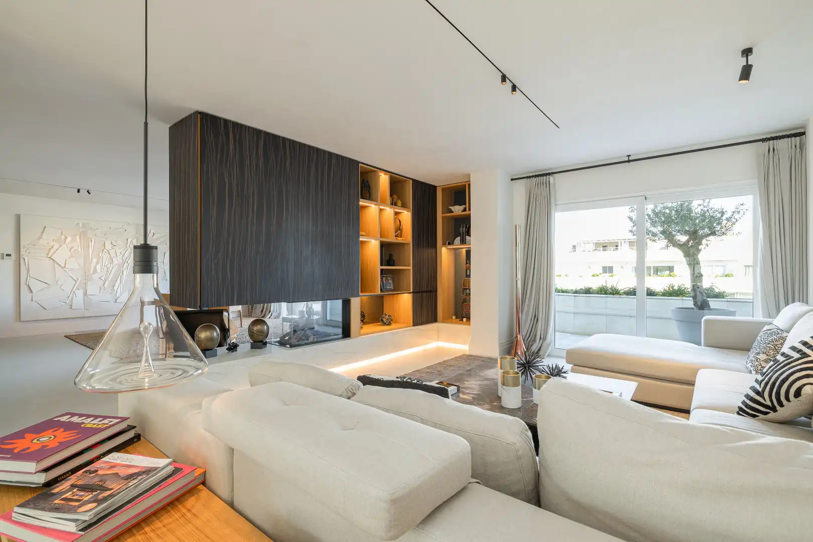 Sala de estar de Ático en venta en Nueva Andalucía