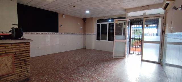 Local comercial en Venta en El Carmen - Cardeñas