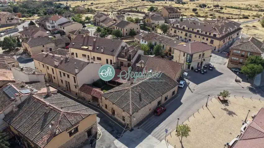 Vista exterior de Casa o xalet en venda en Espirdo amb Calefacció