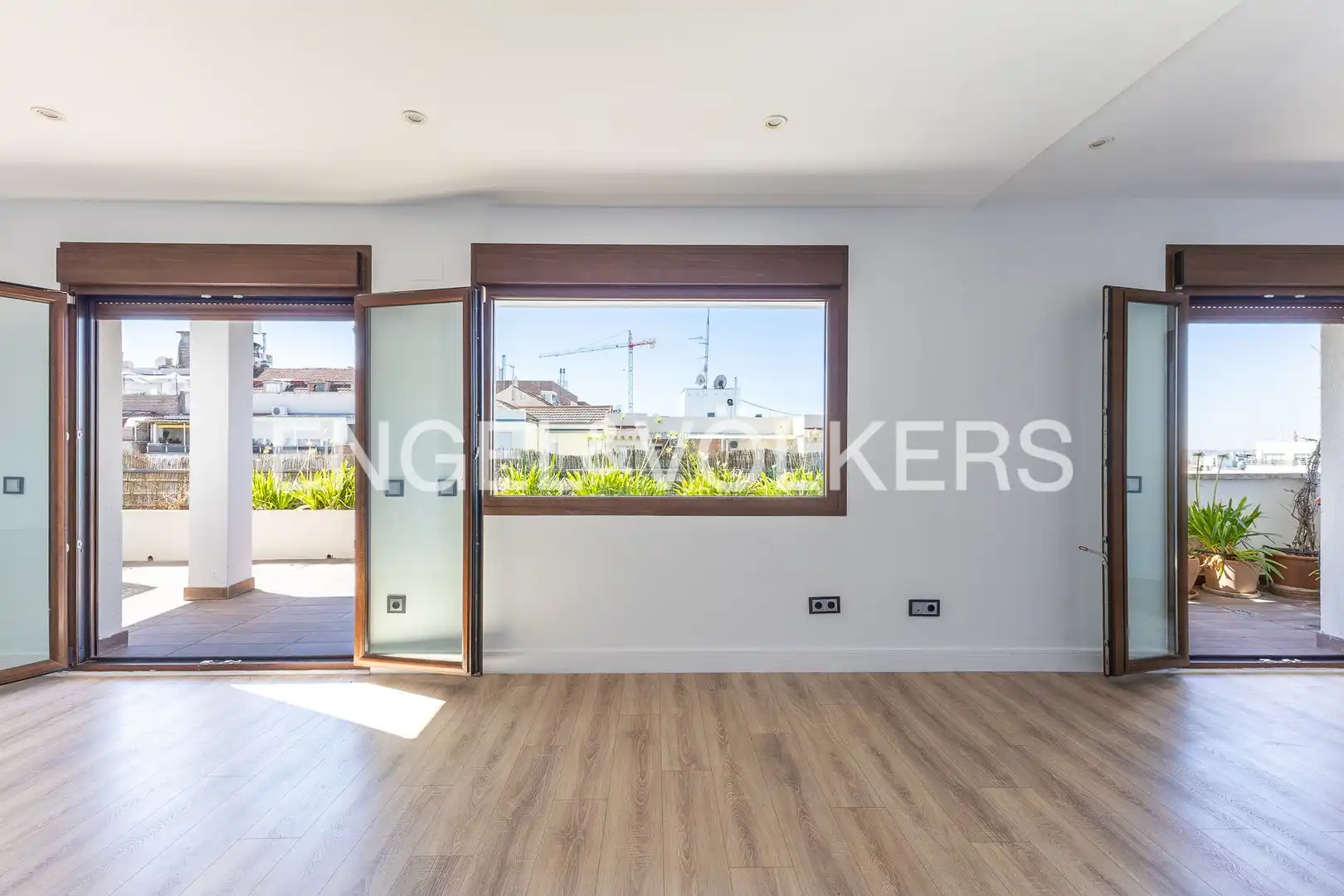 Exterior view of Flat for rent in Madrid  with Air Conditioner, Heating and Parquet flooring