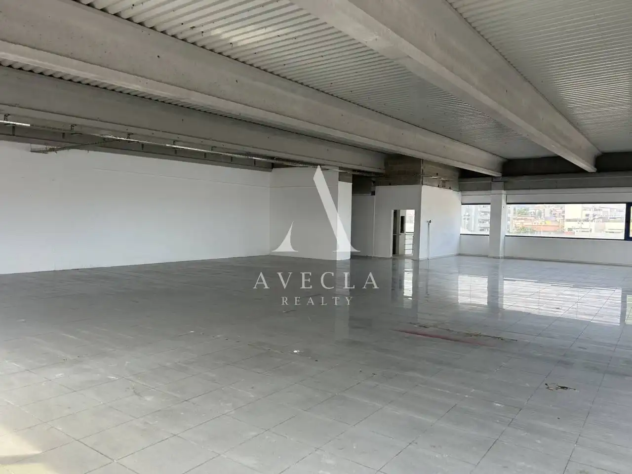 Nave industrial de alquiler en Badalona