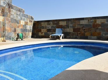 Xalet amb piscina en venda a Avda Pescia - Ctra de Frigiliana