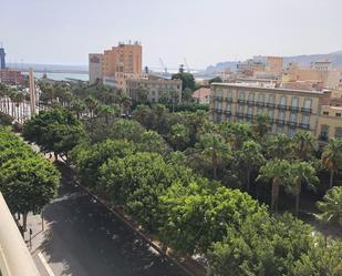 Vista exterior de Pis de lloguer en  Almería Capital