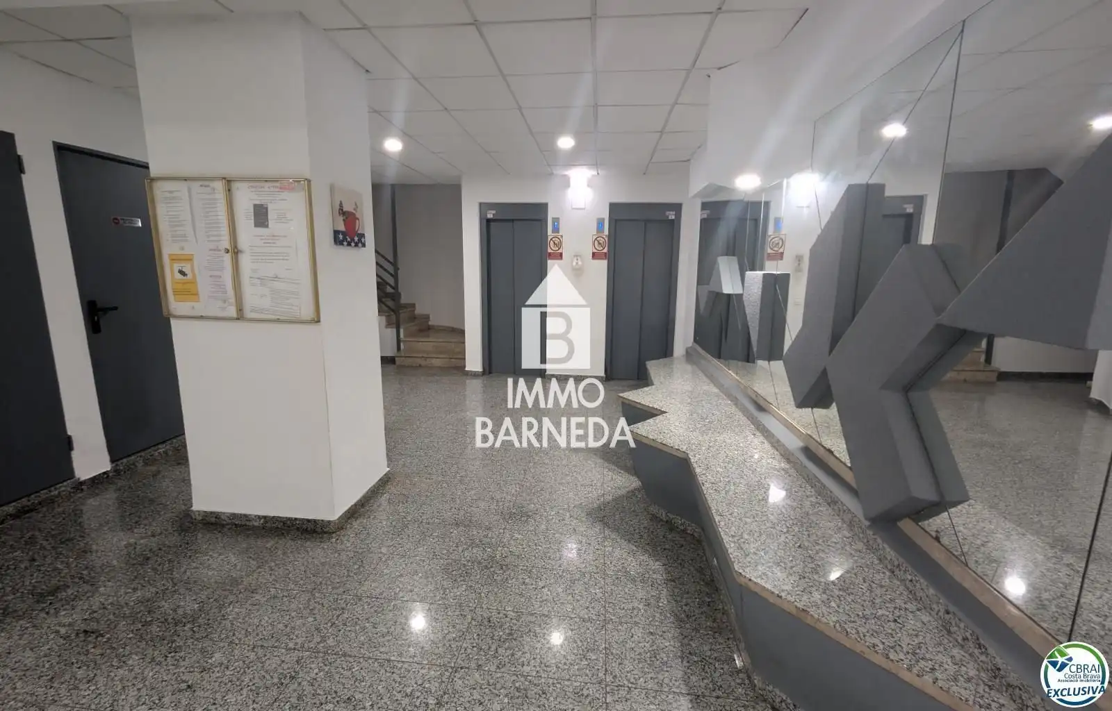 Wohnung zum Verkauf in Empuriabrava mit Heizung, Terrasse und Möbliert