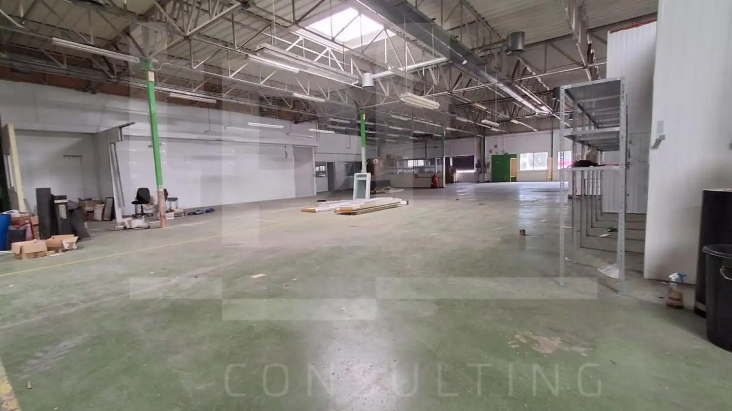 Nave industrial de alquiler en La Pobla de Vallbona