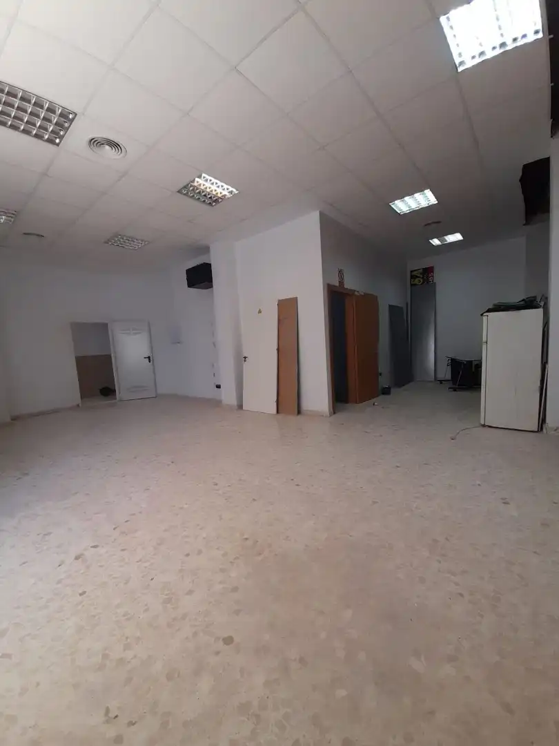 Gewerbefläche zum Verkauf in Bailén - Miraflores, imagen 2