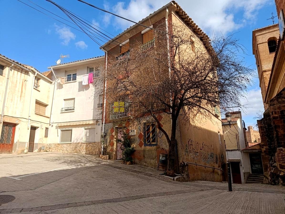 Casa adosada en venda a Campanario, 20