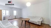 Living room of Flat for sale in  Granada Capital