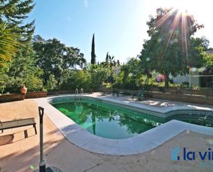 Swimming pool of House or chalet for sale in Villanueva de Tapia  with Terrace and Swimming Pool