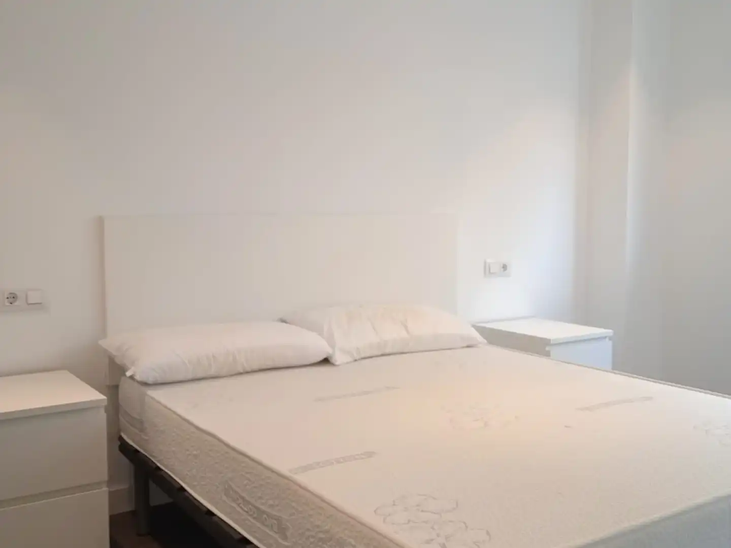 Habitación de Apartamento de alquiler en Murcia con Aire acondicionado, Amueblado y Lavadora