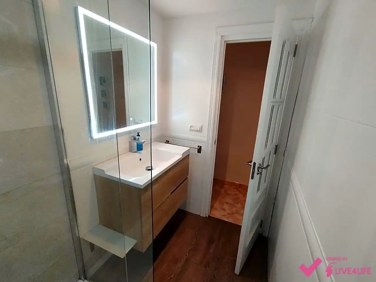 Flat for rent in De Cavite, La Malva-rosa