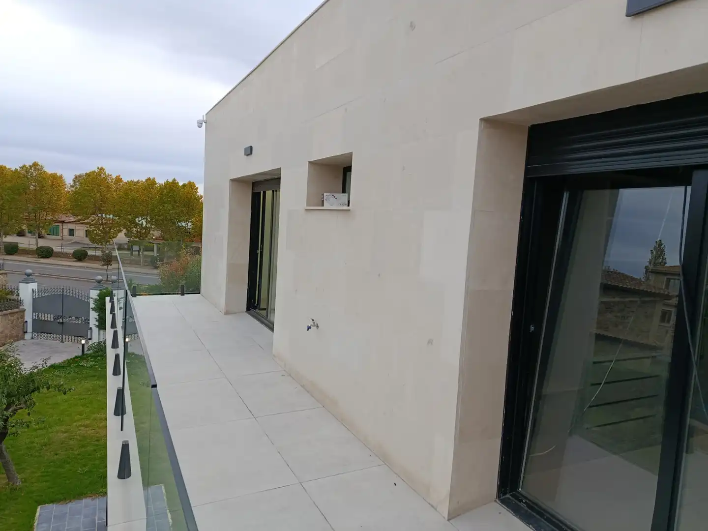 Vista exterior de Casa o chalet en venta en Villamayor con Calefacción, Jardín privado y Terraza