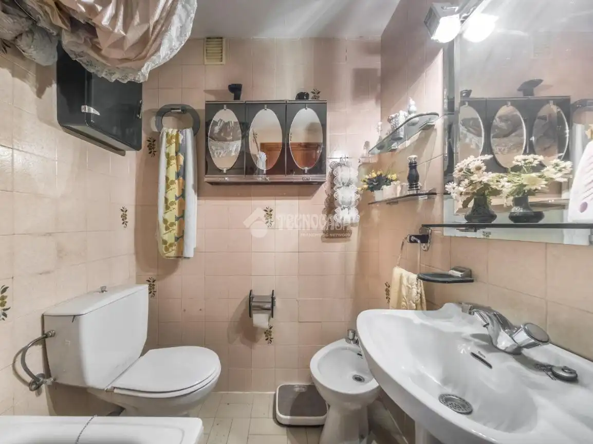 Bathroom of Flat for sale in Campo Real