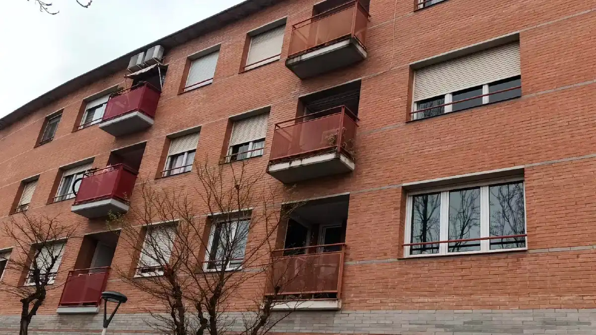 Vista exterior de Piso en venta en Sant Andreu de la Barca