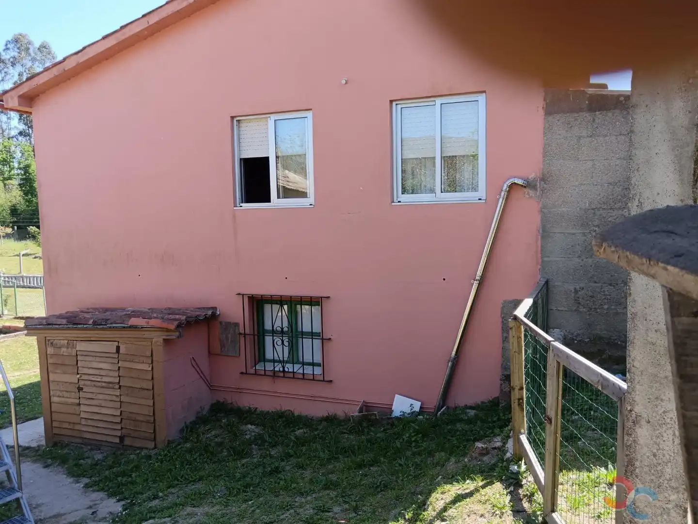 Vista exterior de Casa o xalet en venda en Pontevedra Capital 