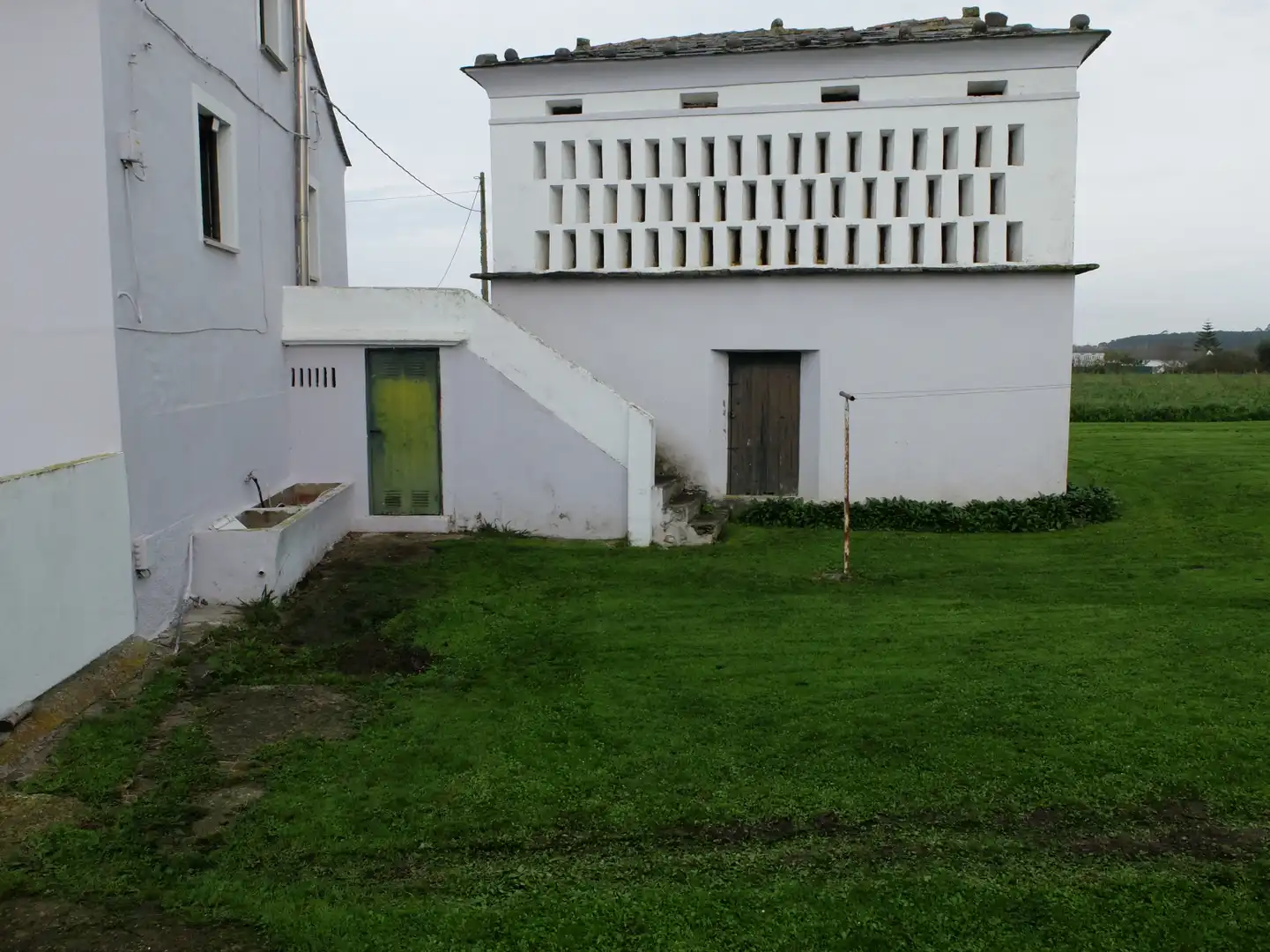 Vista exterior de Casa o chalet en venta en Tapia de Casariego con Calefacción y Parquet