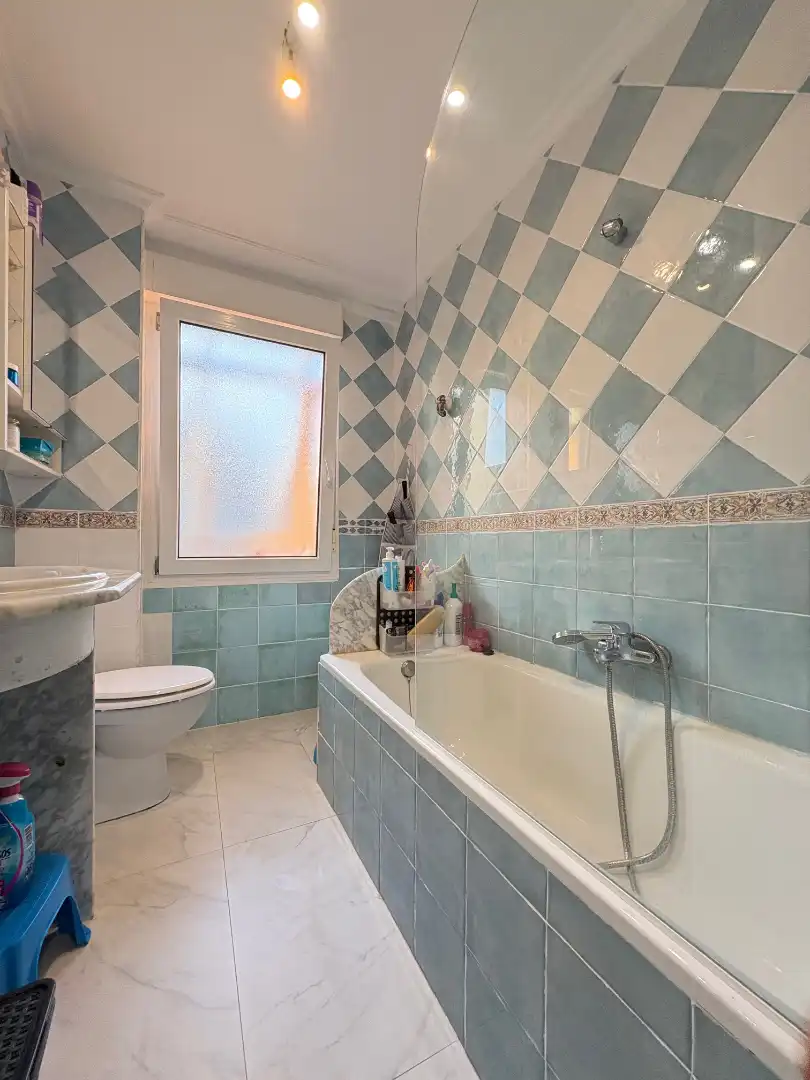 Baño de Piso en venta en Arnedo con Calefacción, Trastero y Amueblado