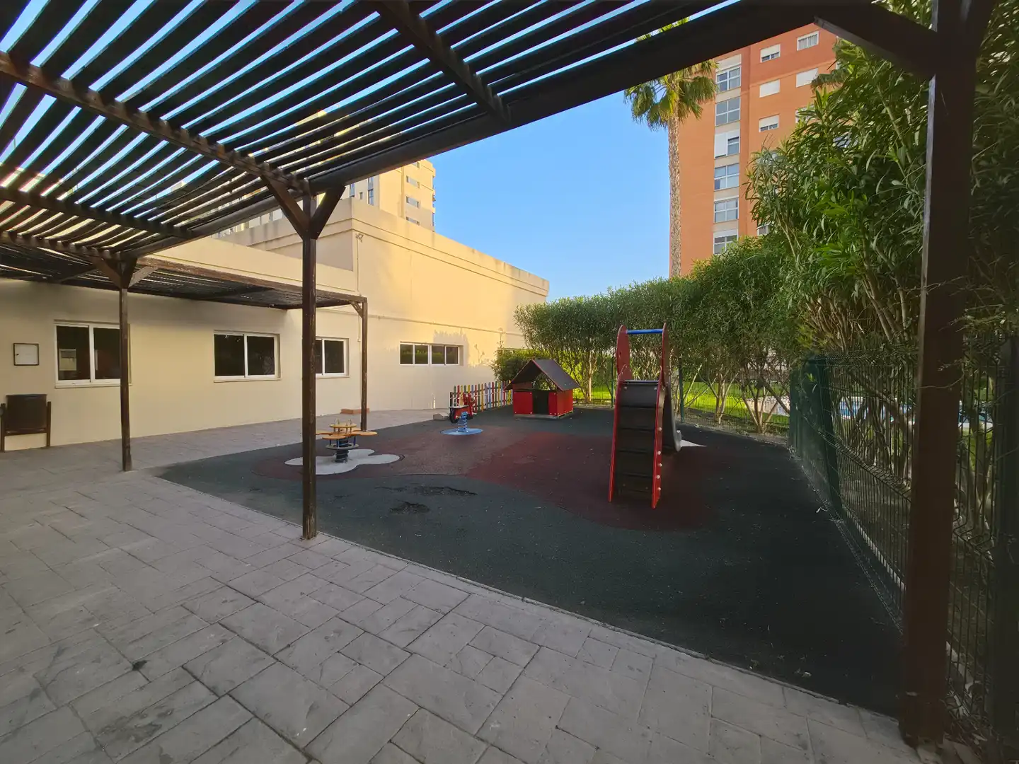 Terrassa de Pis en venda en Alicante / Alacant amb Aire condicionat, Terrassa i Piscina comunitària