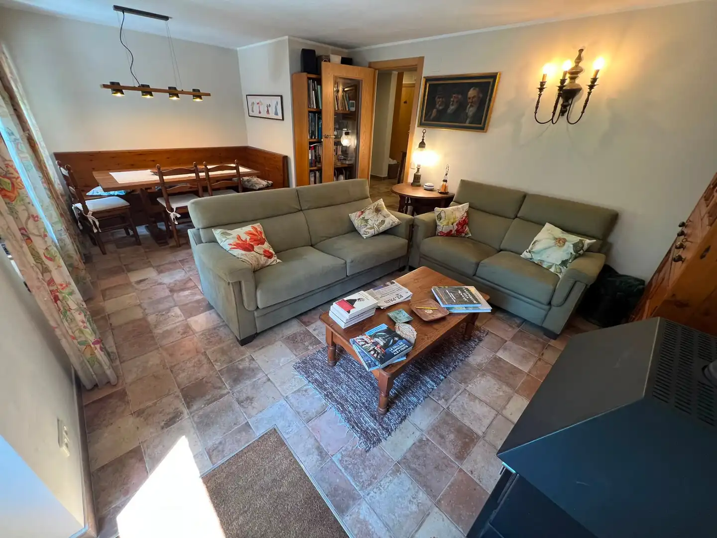 Sala de estar de Planta baja en venta en Camprodon con Jardín privado y Piscina comunitaria