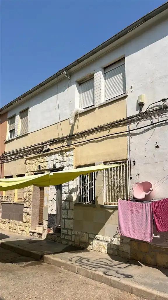 Vista exterior de Casa adosada en venta en Villena