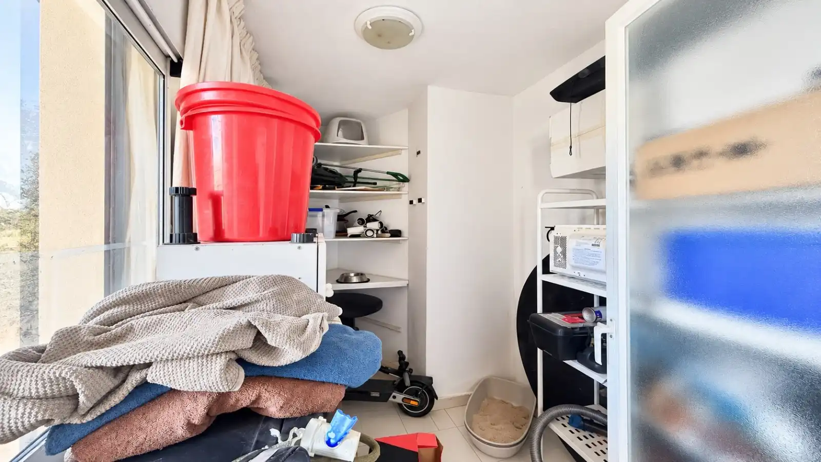 Dormitori de Apartament de lloguer en Benidorm amb Aire condicionat, Piscina i Moblat