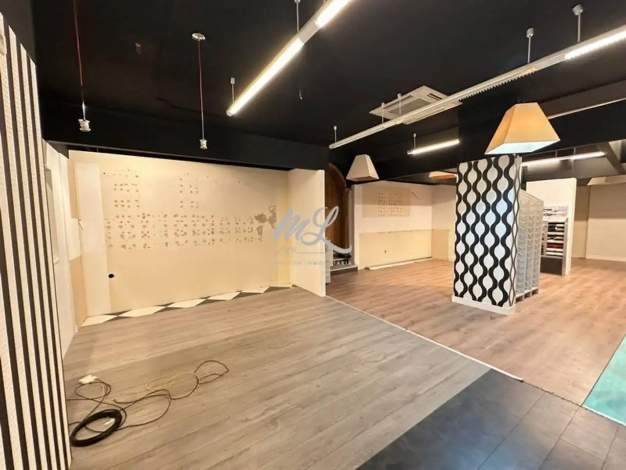 Local comercial en venda a Calle Cervantes, imagen 4