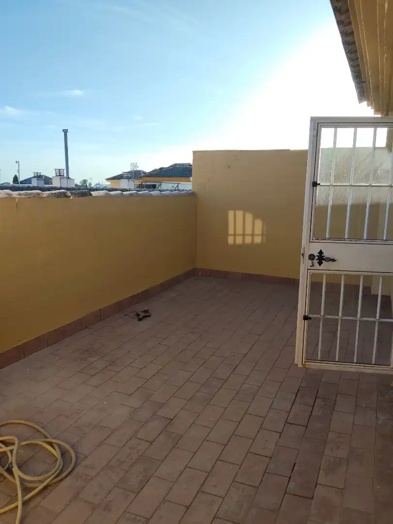Terrassa de Dúplex en venda en Bollullos de la Mitación amb Aire condicionat