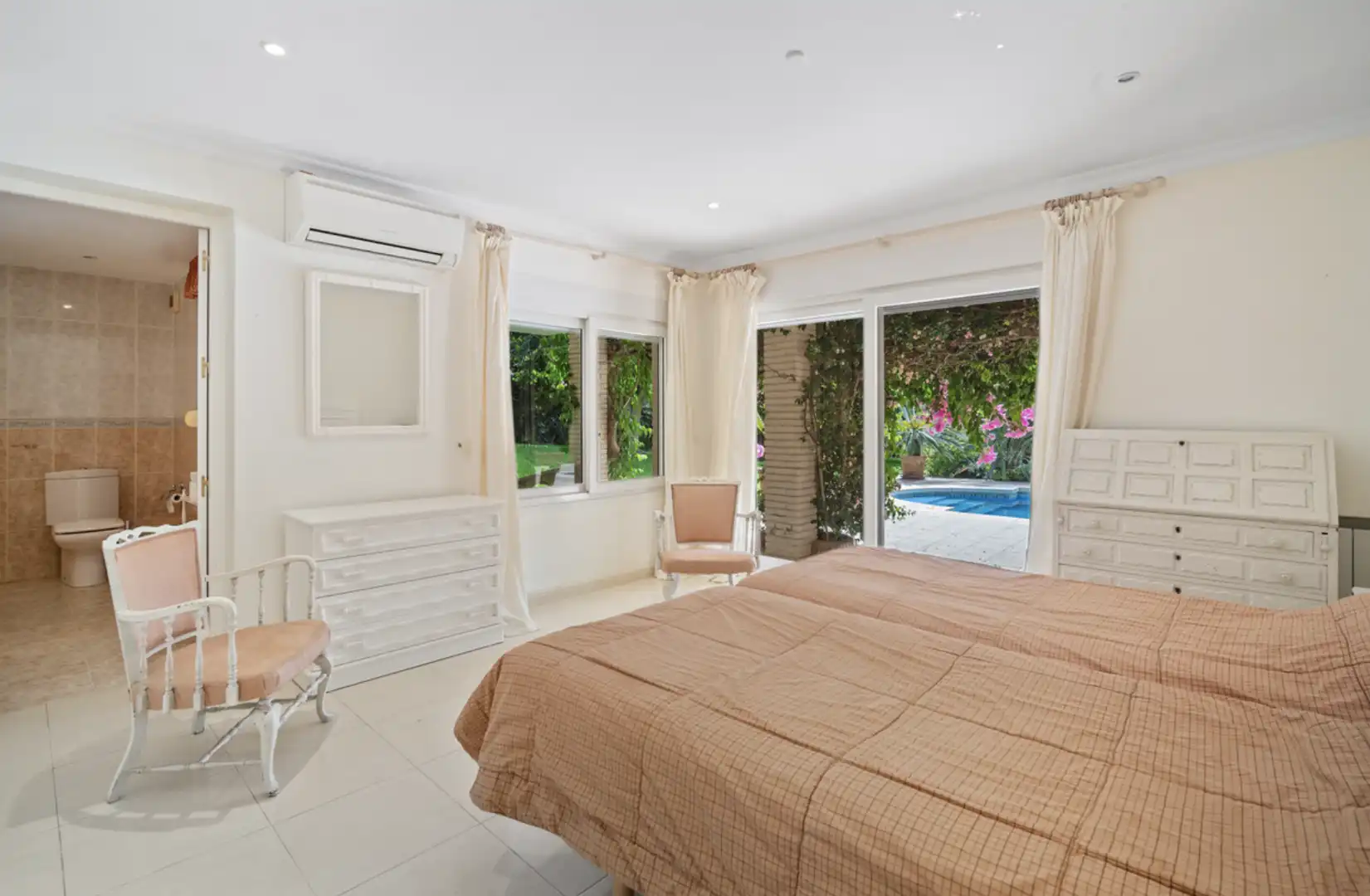 Villa con giardino in vendita a San Pedro de Alcántara, imagen 9