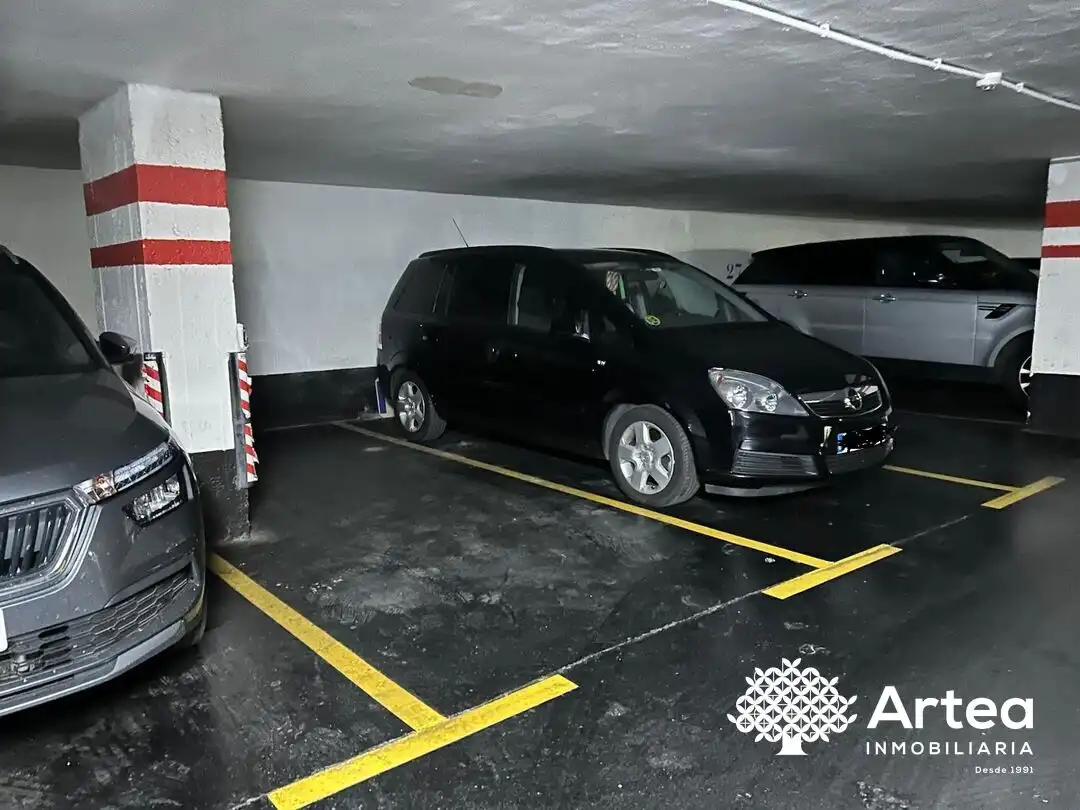 Parkplatz von Garage zum Verkauf in Bilbao 