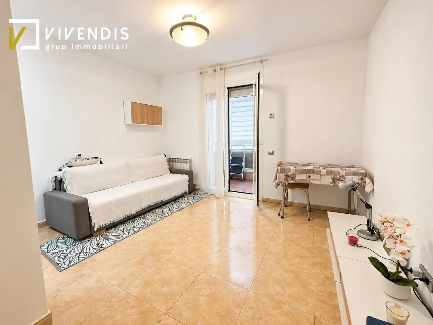 Appartamento con terrazza in vendita a Calle CRONISTA MUNTANER