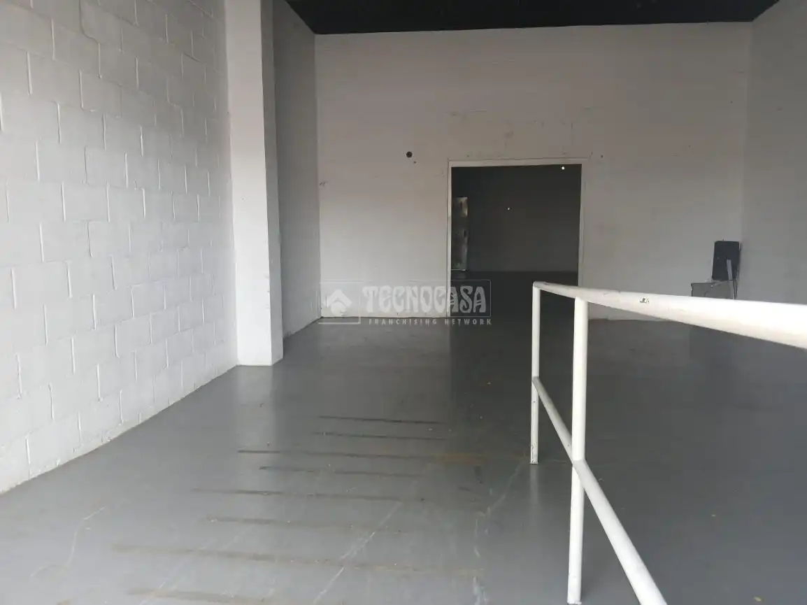 Local en venta en Sevilla